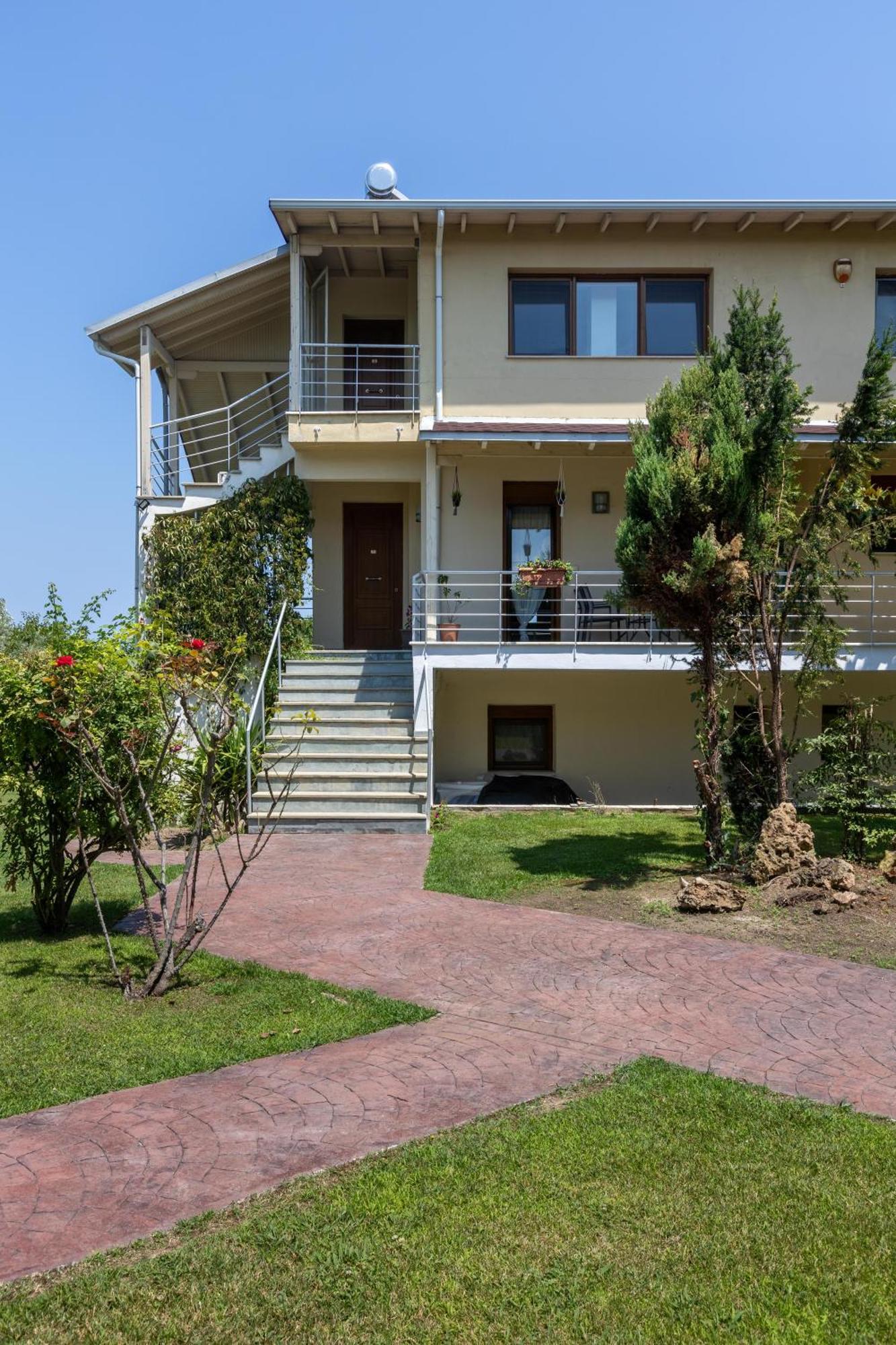 The Olympus Garden Beach House Litochoro Exterior photo